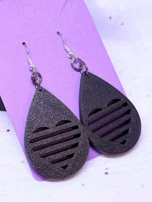 Black Teardrop Lined Hearts | 3D Printed Earrings