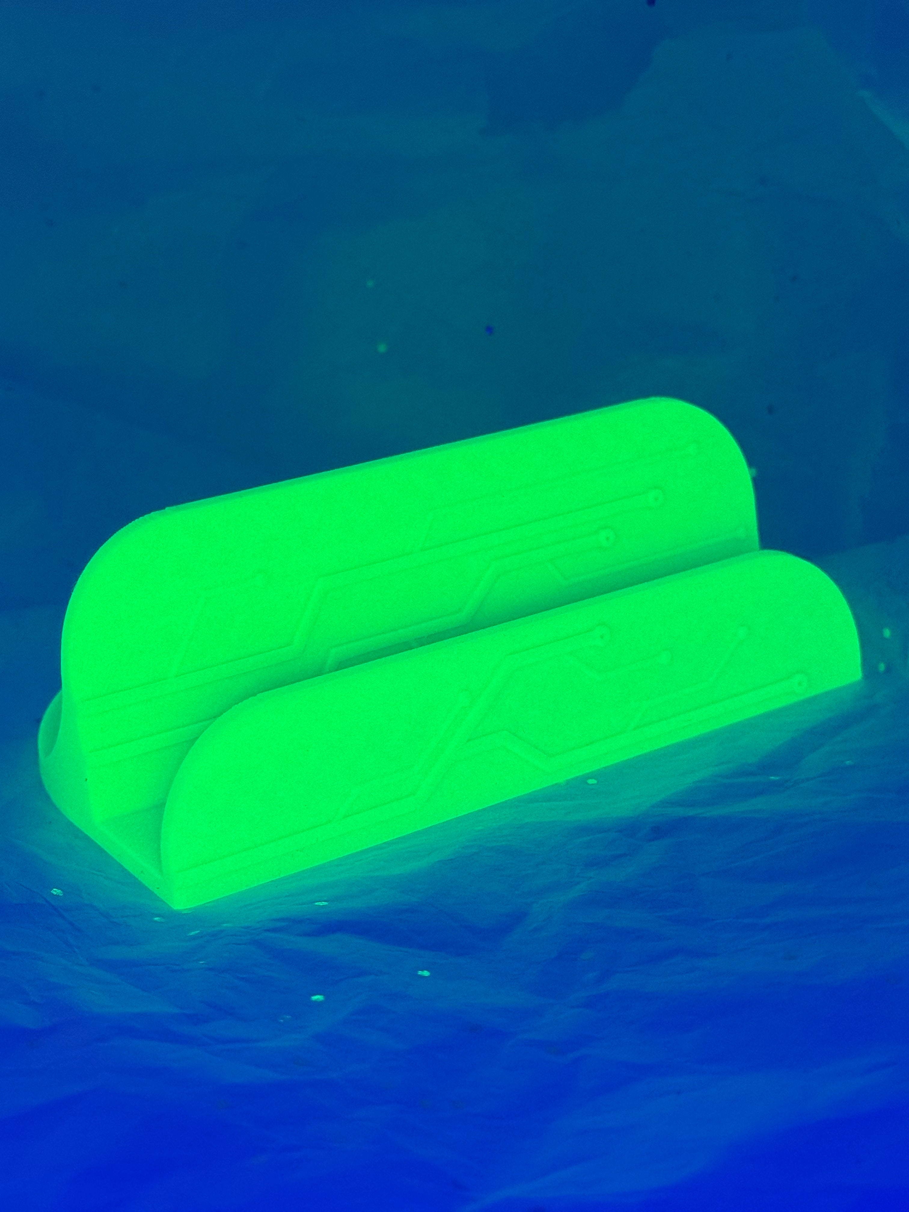 Kindle Holder (Glowing Green) | 3D Printed Decor