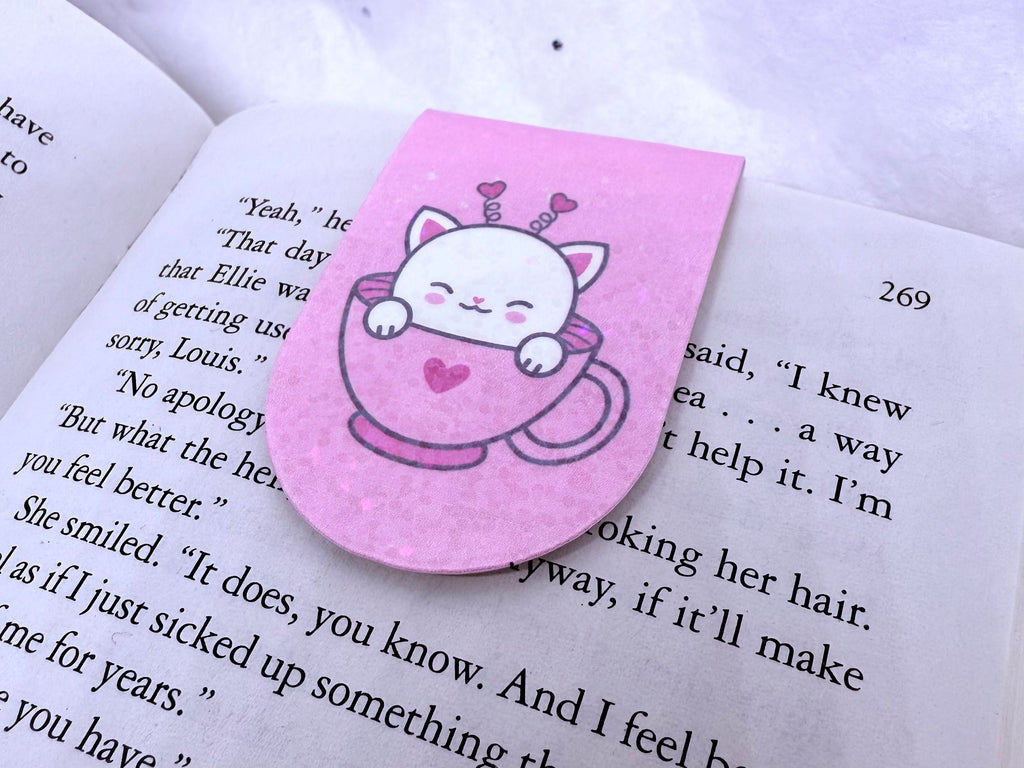 Cat in Teacup | Magnetic Bookmark