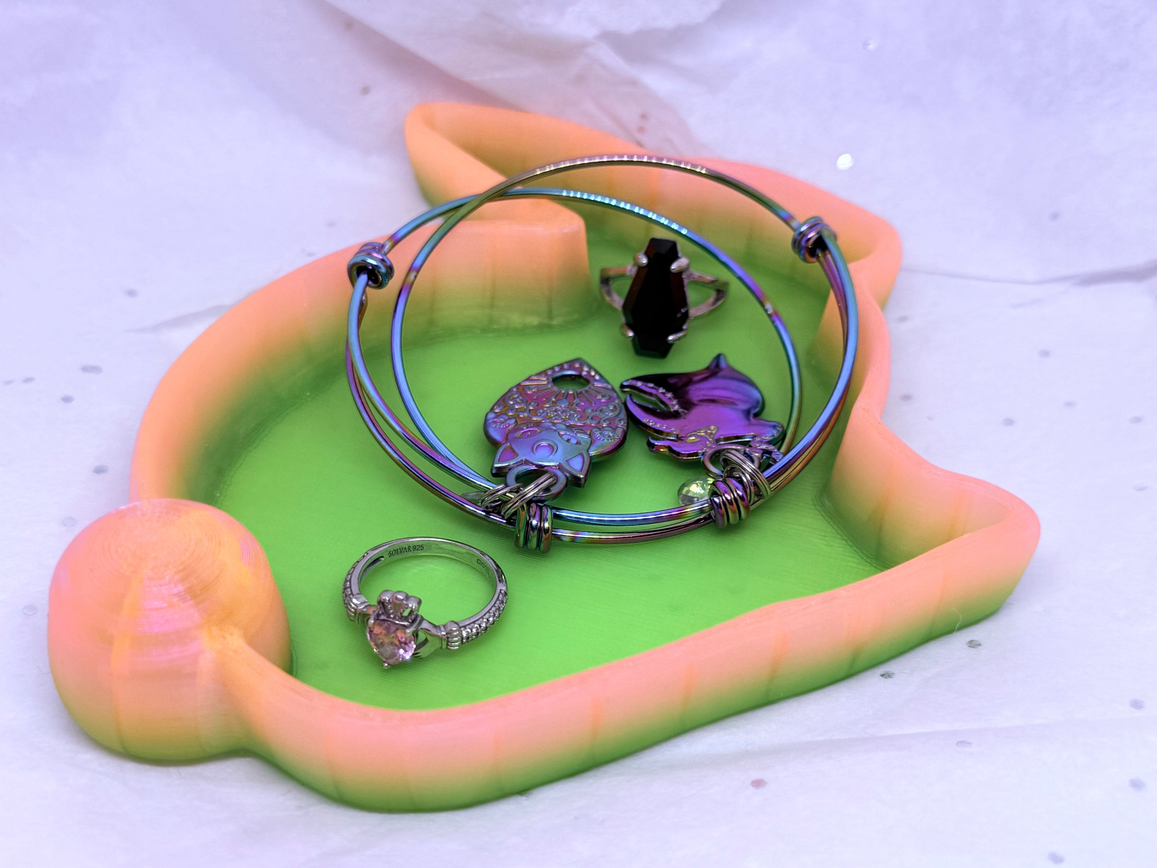 Bunny Tray (Orange/Green) | 3D Printed Decor