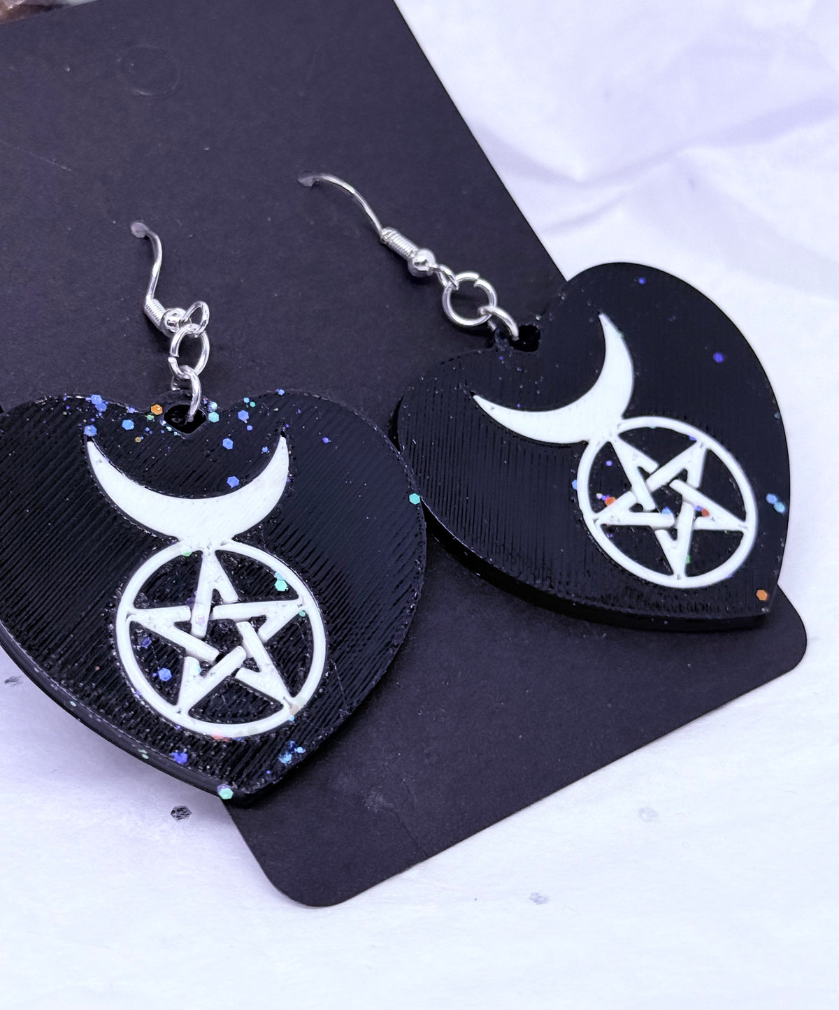 Pentacle Hearts (Black & White) | 3D Printed Earrings