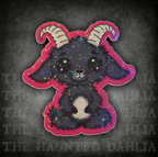 Bug Eyed Goat Sticker (White Horns) | Sticker